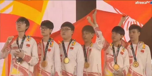 《英雄聯盟》中國隊亞運會奪冠，CCTV5特別夸獎Uzi