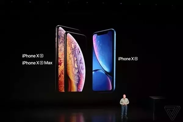 iPhone XS已經拋棄了漸漸沒錢的你 網友：我就看看，不買！