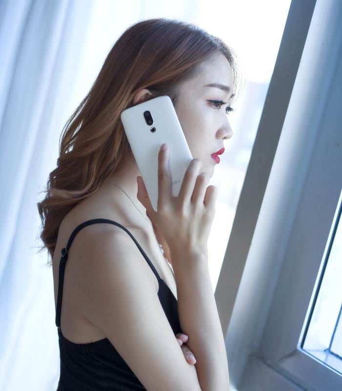 魅族16X汝窯白美女圖賞 手機(jī)真美人更美！(5/10)