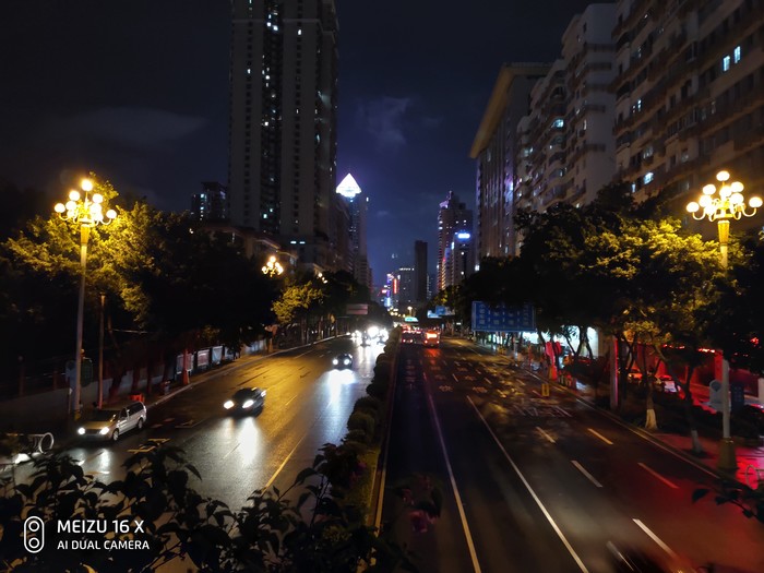 魅族16X和小米8青春版哪個好？魅族16X對比小米8青春版評測