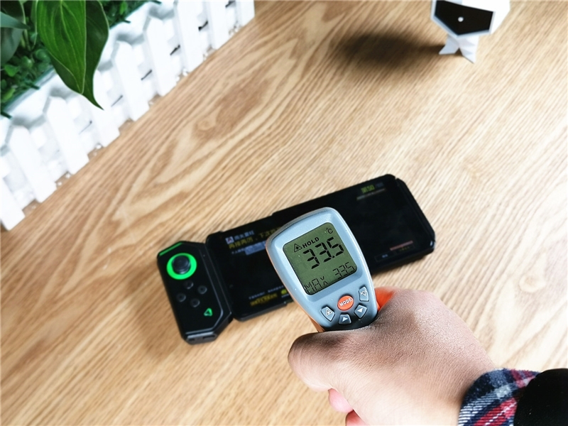 全球首款10GB內(nèi)存手機！黑鯊游戲手機Helo首發(fā)評測：為手游而生