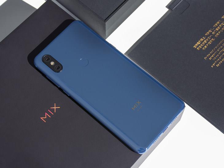 小米MIX 3上手：史上最高屏占 滑一下開啟全新世界