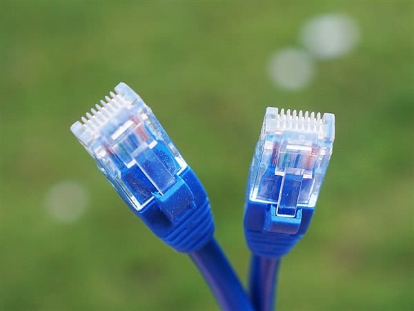 韓國最快寬帶投入商用:30G電影20秒下完，網速10GB/s