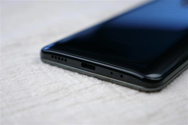 聯想Z5 Pro體驗：滑屏體驗贊、外放音質成亮點