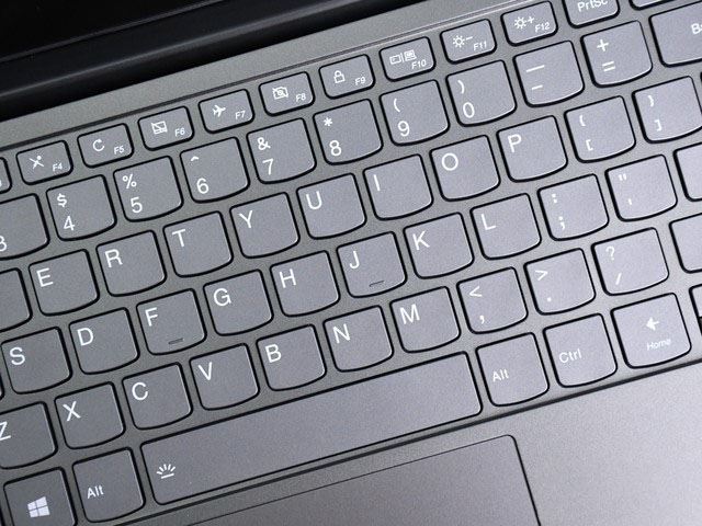 聯想小新Air 13的頂配版評測：主打超輕薄設計 性能表現出色