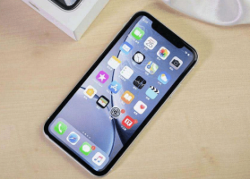 蘋果iPhone XR一夜之間跌至“白菜價”，網友：后悔買早了