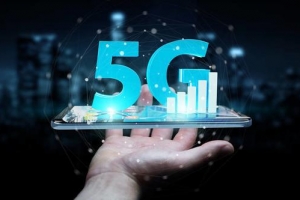 國產5G手機要比4G貴500元 雷軍：首批至少貴700 華為：呵呵