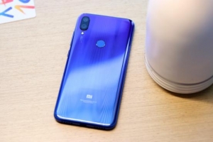 OPPO A系列新機曝光：定位千元機，配置4100毫安大電池！