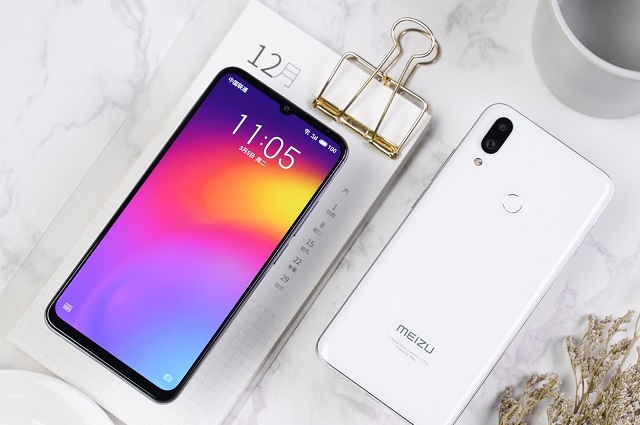 魅族Note 9真機圖賞：圓潤玻璃機身，極致水滴屏設(shè)計