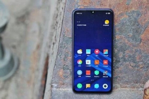 小米9 SE玩吃雞卡不卡？小米9 SE跑分和游戲性能測試