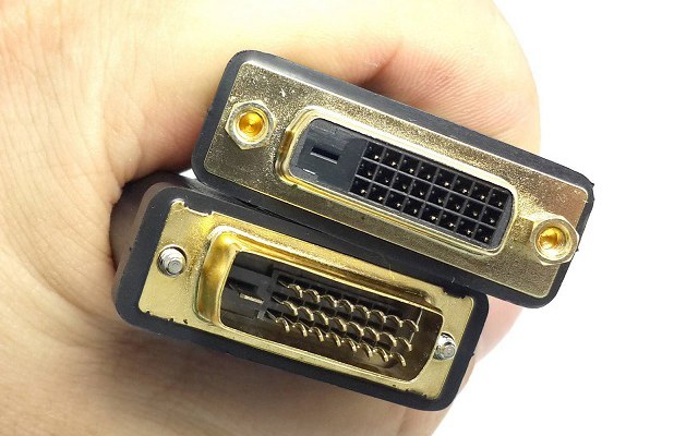 顯示器黑屏無信號 但電腦一直在運行的原因和解決辦法