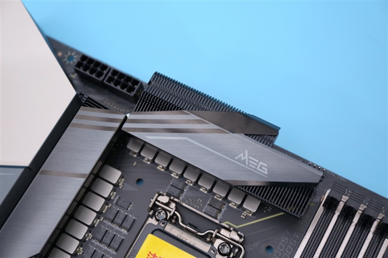 來自4600MHz C19的感動！微星MEG Z490 GODLIKE主板評測