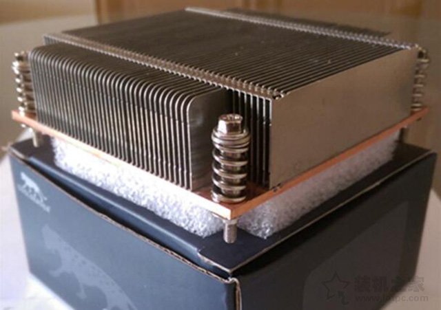 如何選購CPU散熱器？小白裝機通俗易懂的水冷/風冷CPU散熱器知識
